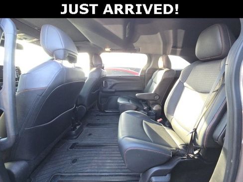 Used 2021 Toyota Sienna XSE image 11
