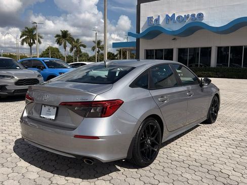 Used 2024 Honda Civic Sport image 11
