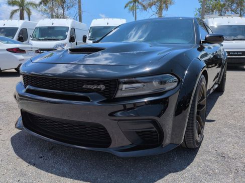 Used 2020 Dodge Charger SRT Hellcat w/ Harman/Kardon Audio Group RWD image 9