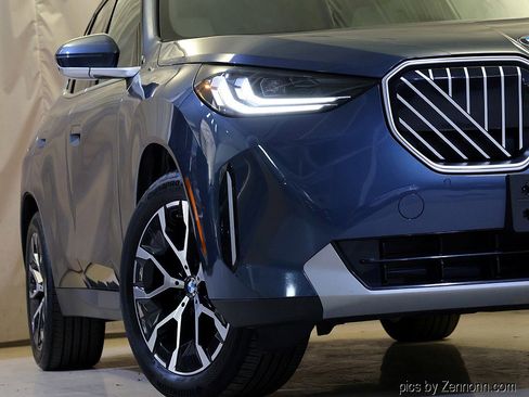 Certified 2025 BMW X3 xDrive30i image 4