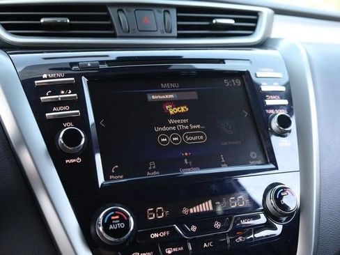 Certified 2024 Nissan Murano SV FWD image 11