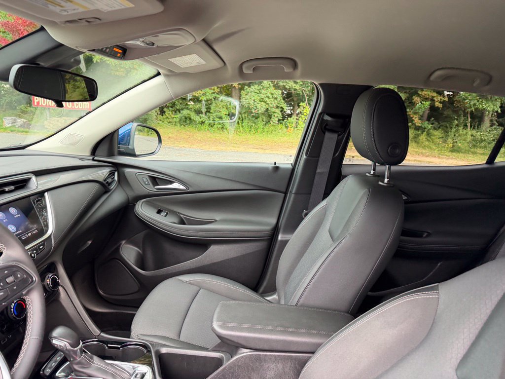 Used 2023 Buick Encore GX Preferred w/ Cold Weather Comfort Package AWD/4WD image 15