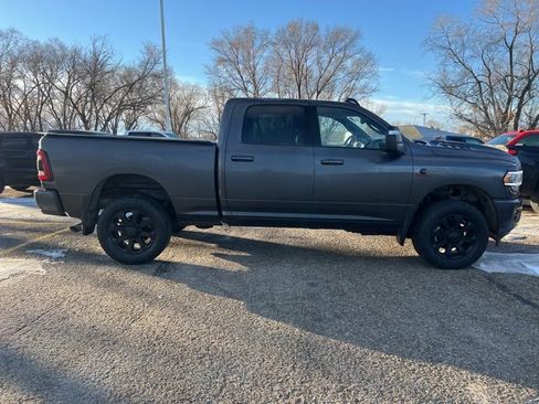 Used 2024 RAM 2500 Laramie w/ Night Edition image 8