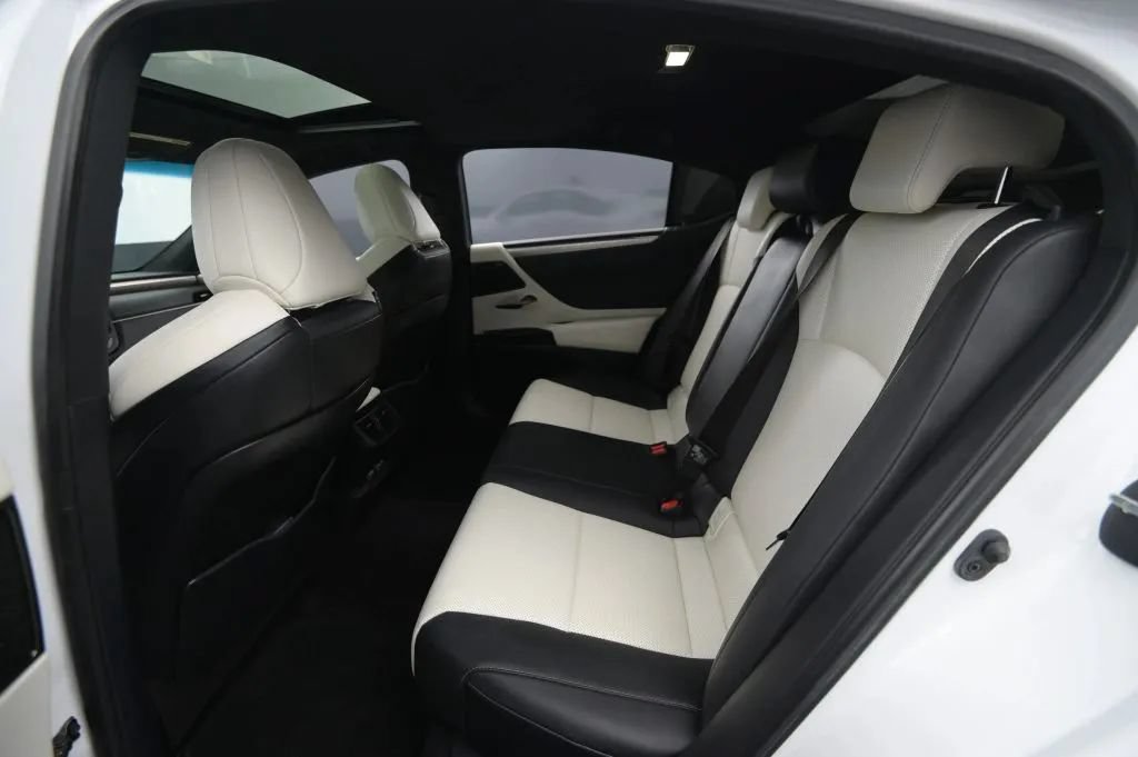 Used 2024 Lexus ES 350 F Sport w/ Accessory Package (Z2) FWD image 43