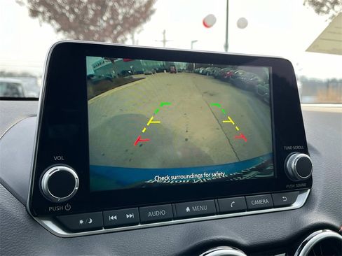 Certified 2025 Nissan Sentra SR image 29