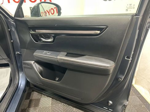 Used 2024 Honda CR-V Sport Touring image 11