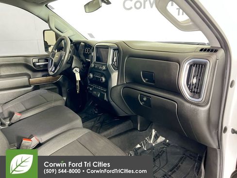 Used 2022 Chevrolet Silverado 2500 LT AWD/4WD image 26