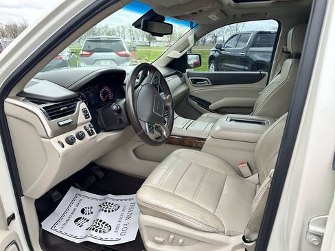 Used 2015 GMC Yukon XL Denali w/ Premium Package AWD/4WD image 10