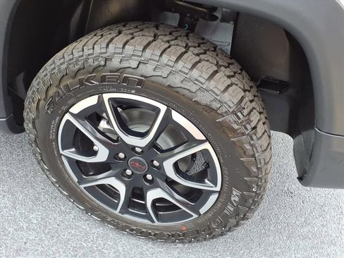 New 2026 Jeep Compass Trailhawk w/ Sun, Sound & Navigation Group image 6