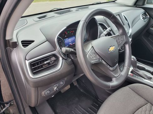 Used 2021 Chevrolet Equinox LT FWD image 19