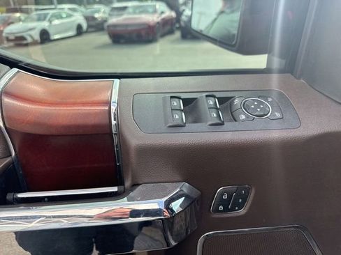 Used 2019 Ford F150 King Ranch w/ Equipment Group 601A Luxury AWD/4WD image 10