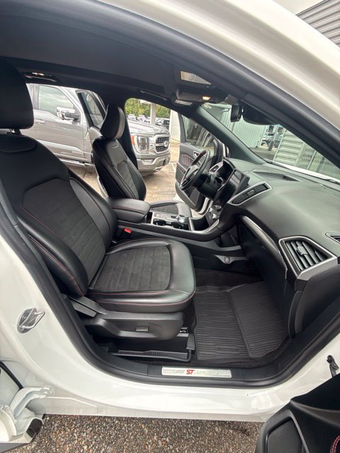 Used 2025 Ford Escape ST-Line AWD/4WD image 16