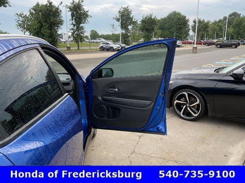 Certified 2019 Honda HR-V Sport image 18