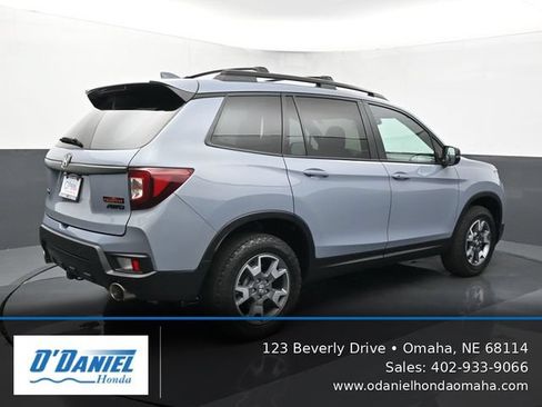 Used 2023 Honda Passport TrailSport image 6