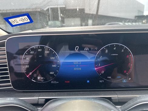 Used 2024 Mercedes-Benz GLE 450 4MATIC image 12