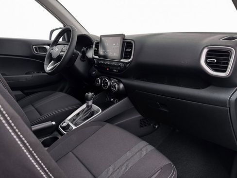 New 2026 Hyundai Venue SEL FWD image 23