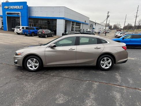 Used 2024 Chevrolet Malibu LS image 2