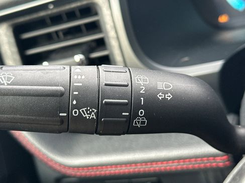 Used 2023 Ford Expedition Limited image 39