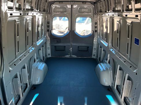 New 2026 Mercedes-Benz Sprinter 2500 image 23