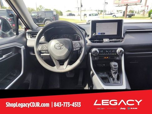 Used 2024 Toyota RAV4 XLE image 12