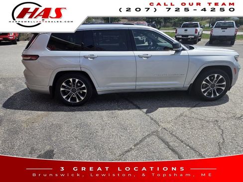 Used 2022 Jeep Grand Cherokee L Overland w/ MOPAR Finishing Package AWD/4WD image 7