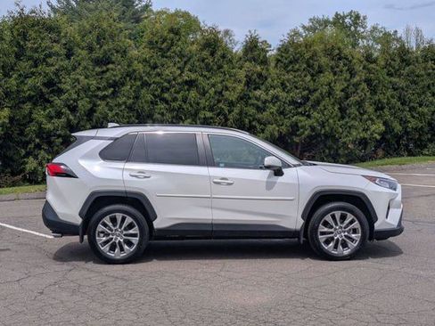 Used 2021 Toyota RAV4 XLE Premium AWD/4WD image 2