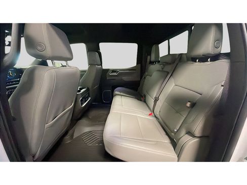 Used 2025 Chevrolet Silverado 1500 LTZ image 15