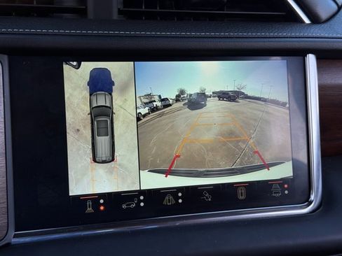 Used 2024 GMC Yukon Denali Ultimate image 18