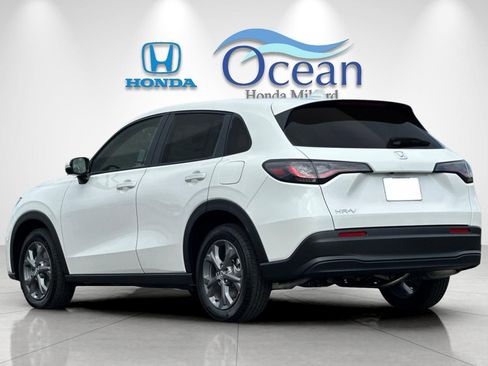 New 2026 Honda HR-V LX image 3