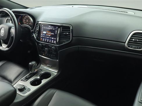 Used 2021 Jeep Grand Cherokee Limited image 31