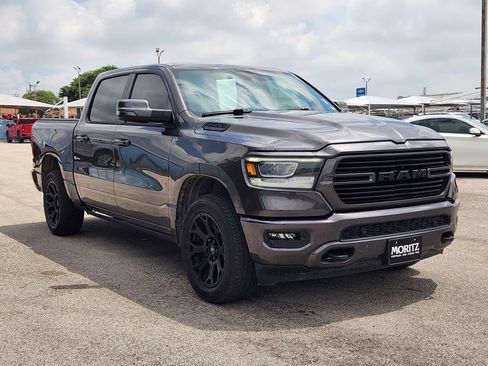 Used 2024 RAM 1500 Laramie AWD/4WD image 3