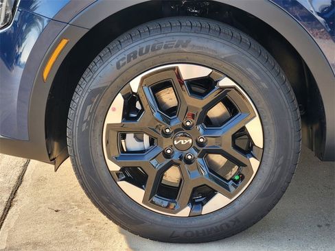 New 2026 Kia Sorento S image 7