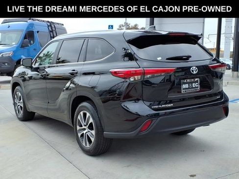 Used 2023 Toyota Highlander XLE FWD image 21