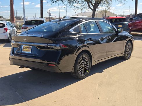 New 2026 Nissan Sentra SV w/ Floor Mat Package FWD image 3