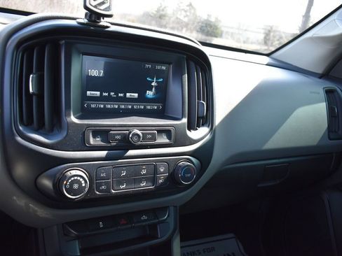 Used 2018 Chevrolet Colorado W/T w/ WT Convenience Package image 22