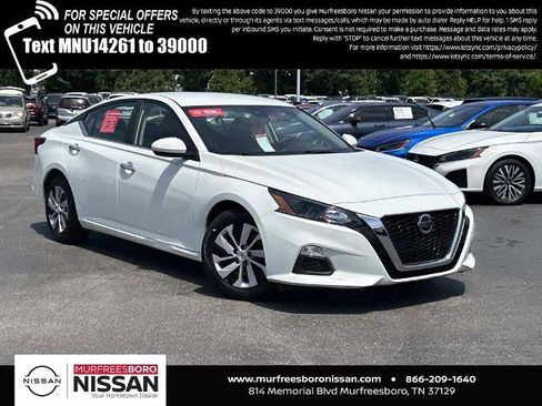 Certified 2022 Nissan Altima 2.5 S image 1