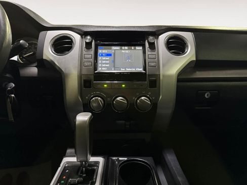 Used 2016 Toyota Tundra SR5 w/ SR5 Upgrade Package RWD image 18