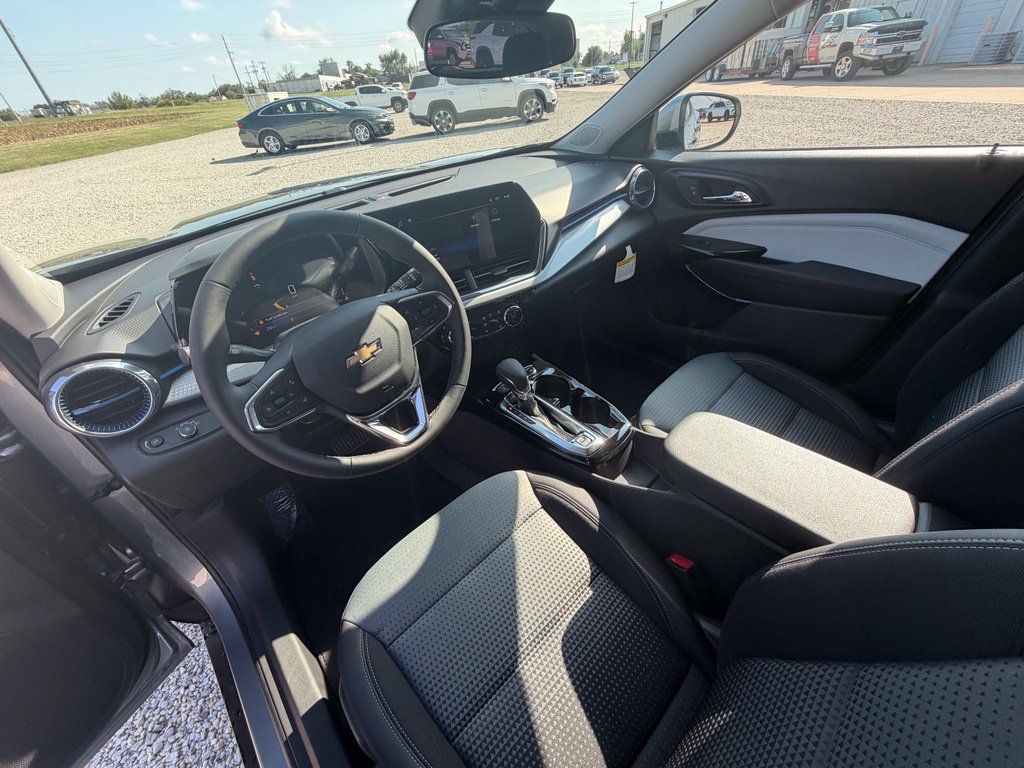 New 2026 Chevrolet Trax LT w/ Driver Confidence Package FWD image 12