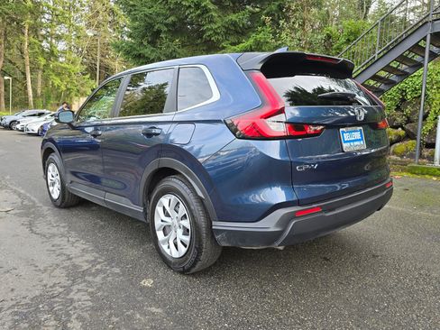 Certified 2025 Honda CR-V LX image 5