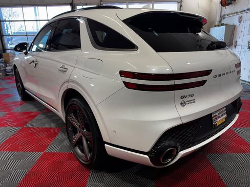 Used 2022 Genesis GV70 3.5T Sport w/ Sport Prestige Package image 5