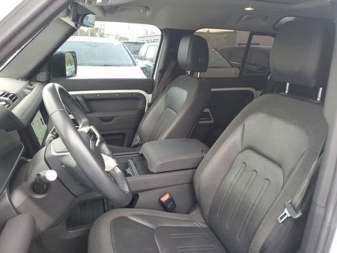 Used 2020 Land Rover Defender 110 SE AWD/4WD image 18