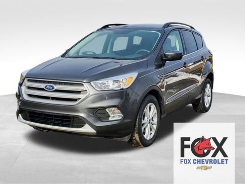 Used 2018 Ford Escape SE image 1