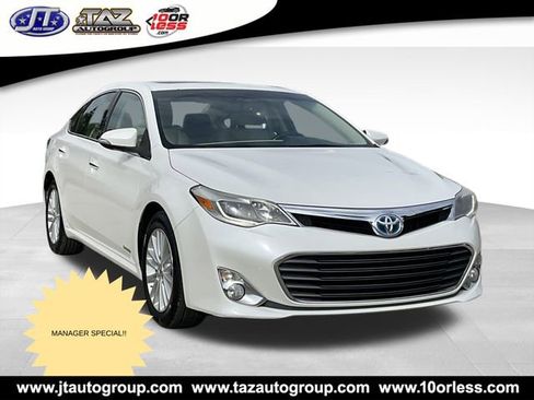 Used 2013 Toyota Avalon Limited image 1