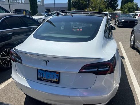 Used 2021 Tesla Model 3 Standard Range Plus RWD image 7