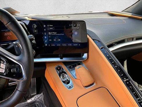 Certified 2025 Chevrolet Corvette Stingray Preferred Cpe w/ 2LT RWD image 8