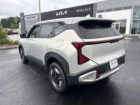New 2027 Kia Seltos LX AWD/4WD image 3