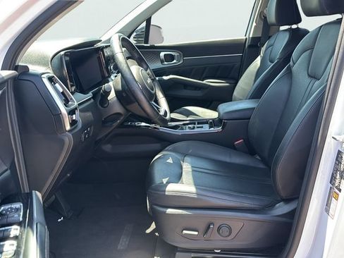 Used 2023 Kia Sorento SX AWD/4WD image 22