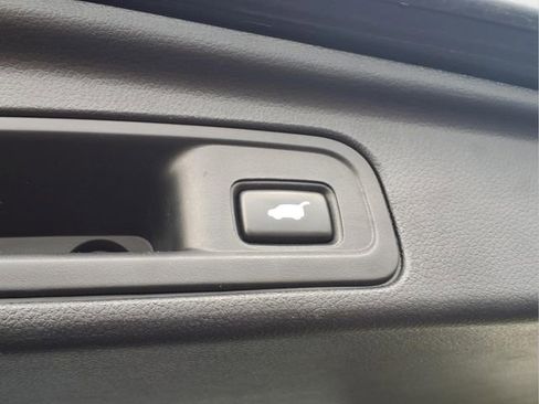 Used 2018 Honda Pilot EX-L image 25