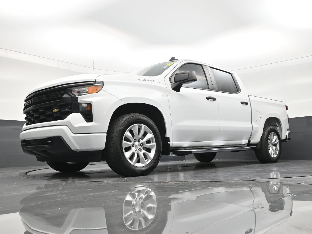Used 2024 Chevrolet Silverado 1500 Custom RWD image 19