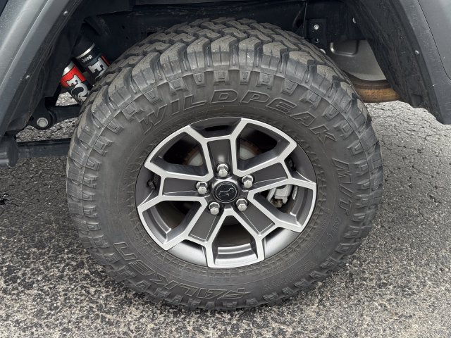 Certified 2025 Jeep Gladiator Mojave w/ Steel Bumper Group AWD/4WD image 11